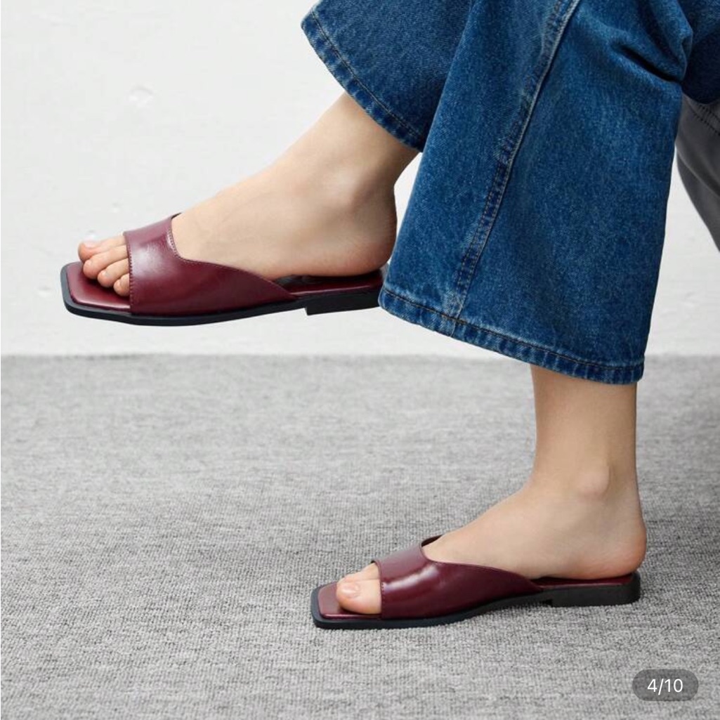 Women's Burgundy Slide Sandals
